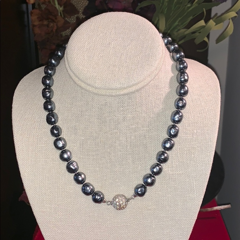 Freshwater Pearl Necklace - Authentic - Blue/Gray